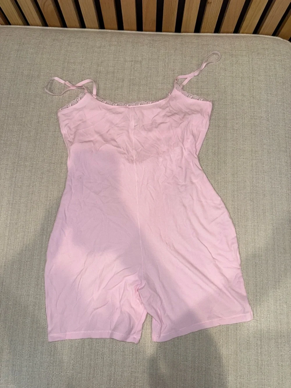 SKIMS Soft Lounge Lace Romper | Cherry Blossom - Picture 3 of 3